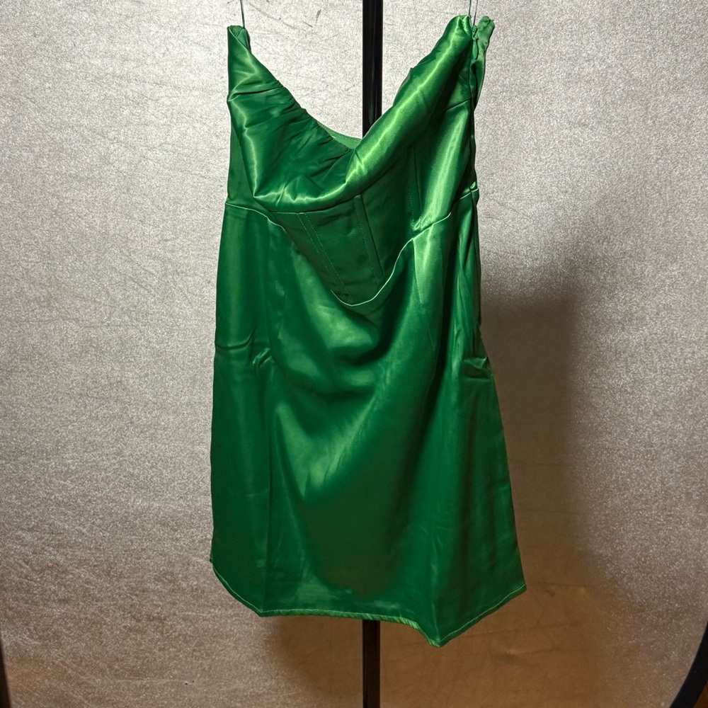 Vibrant Strapless Green Dress